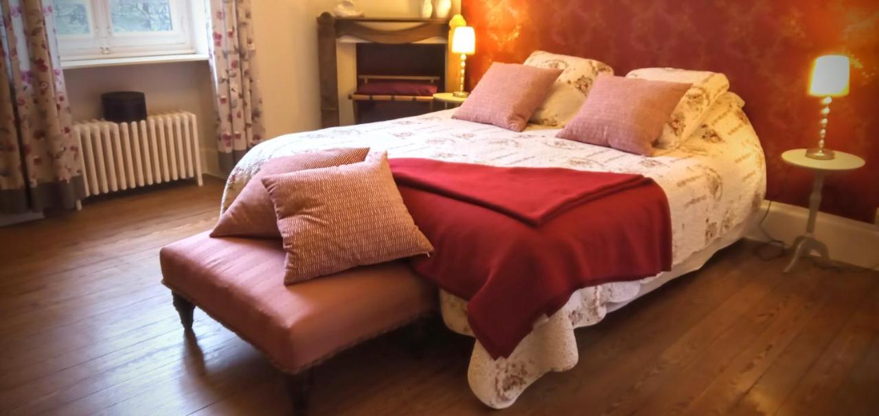 Bed and Breakfast Le Bonnet De Nuit Chalmoux Exteriér fotografie