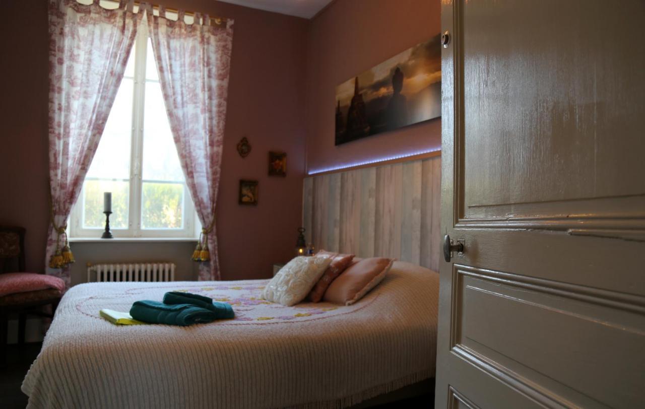 Bed and Breakfast Le Bonnet De Nuit Chalmoux Exteriér fotografie